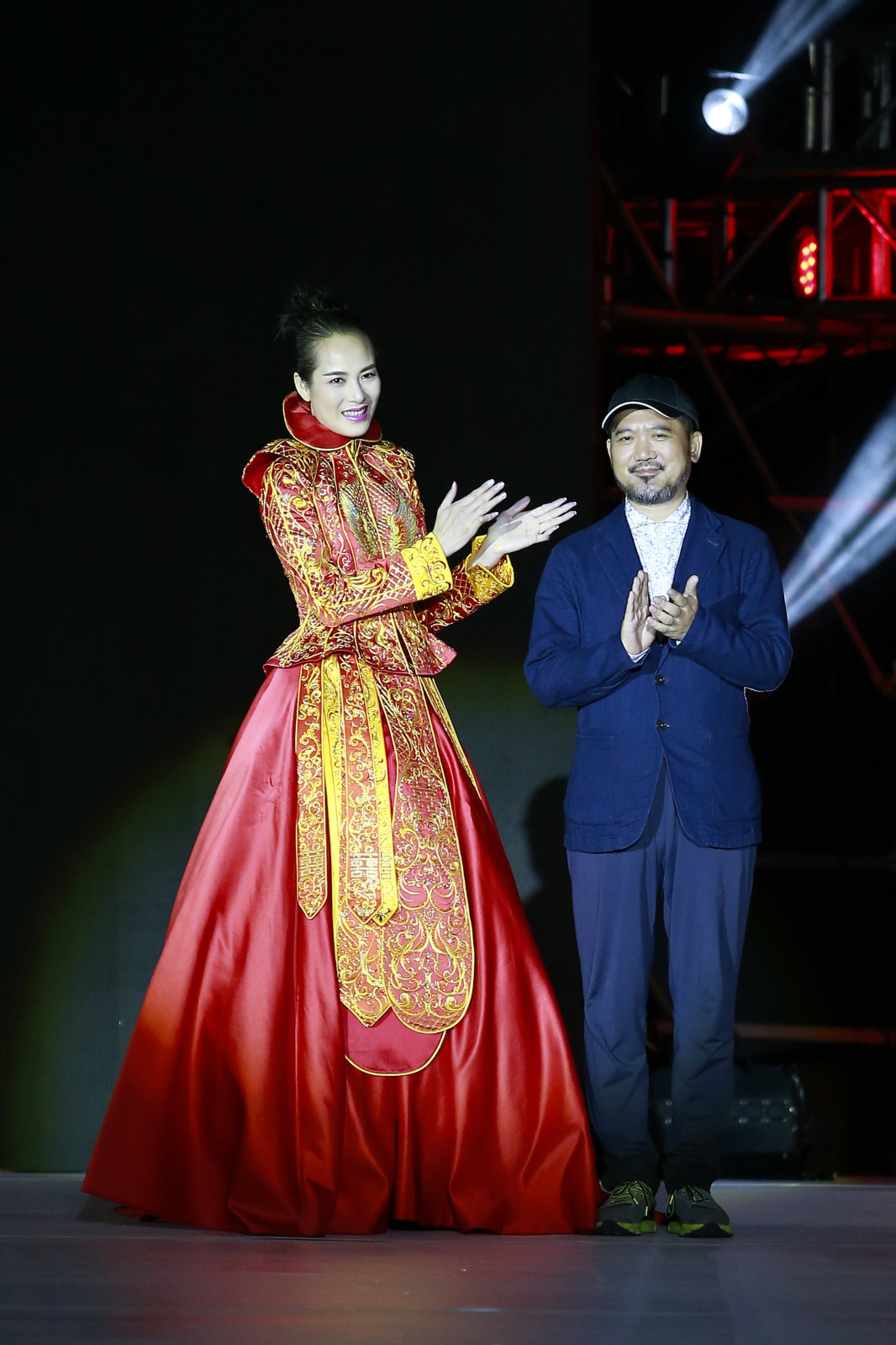 激情碰撞：中韩豪门迎来对决(韩剧悲剧事件第15集未删版)