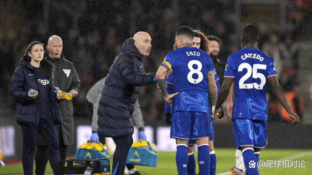 完美体育品牌-切尔西客场战平南安普顿，暂居积分榜次席！